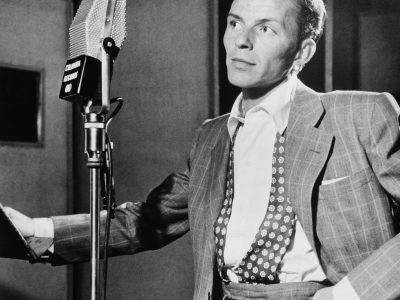 frank-sinatra-1281484_1920